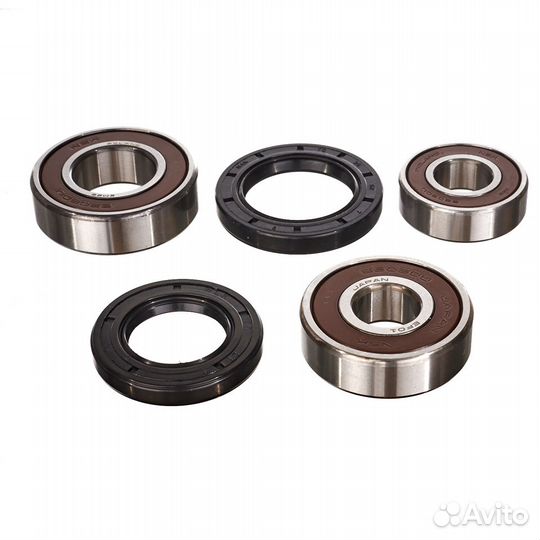 Комплект подшипников и сальников заднего колеса CH
