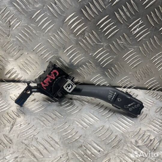 Подрулевой переключатель дворников Volkswagen