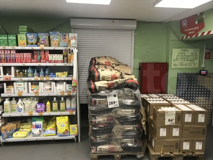 Помещение внутри магазина Пятерочка, 11 м²