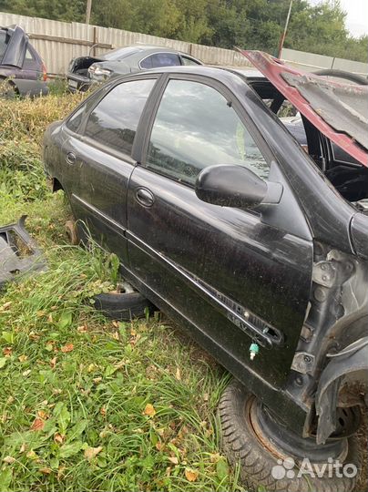 Двери renault laguna