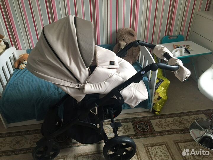 Продается детская коляска 3 в 1