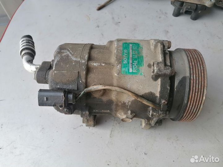 Компрессор кондиционера Skoda Octavia