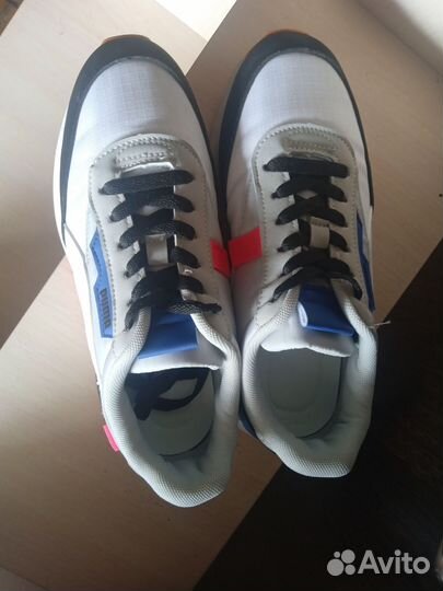 Кроссовки женские 38 размер
