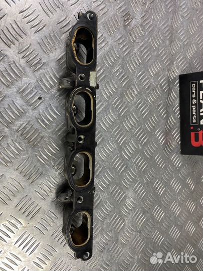 Коллектор впускной правый Land Rover Range Rover