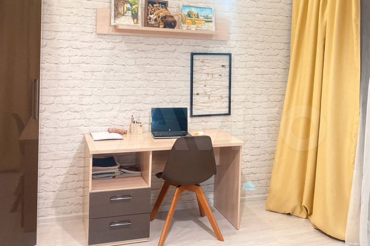 3-к. квартира, 98,8 м², 1/2 эт.