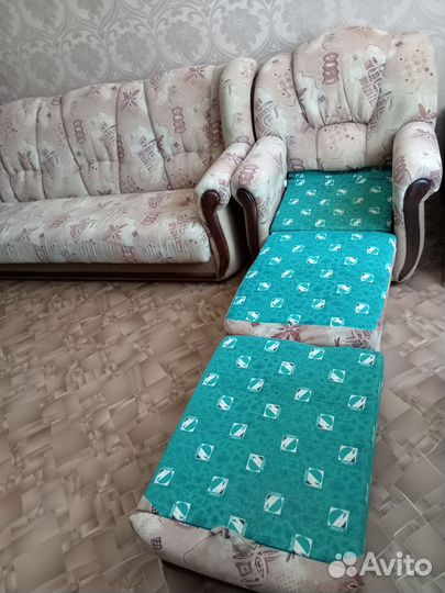 Диван