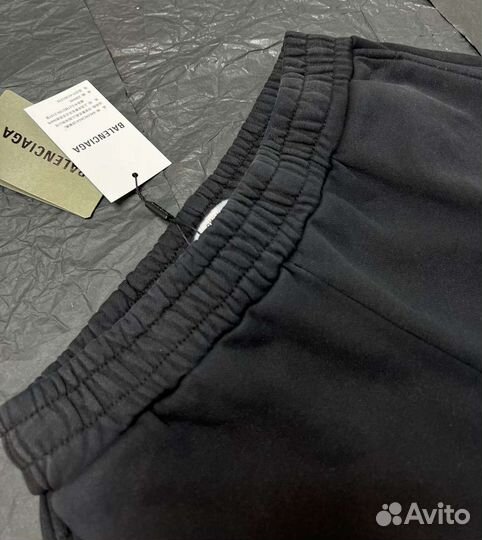 Шорты unisex balenciaga