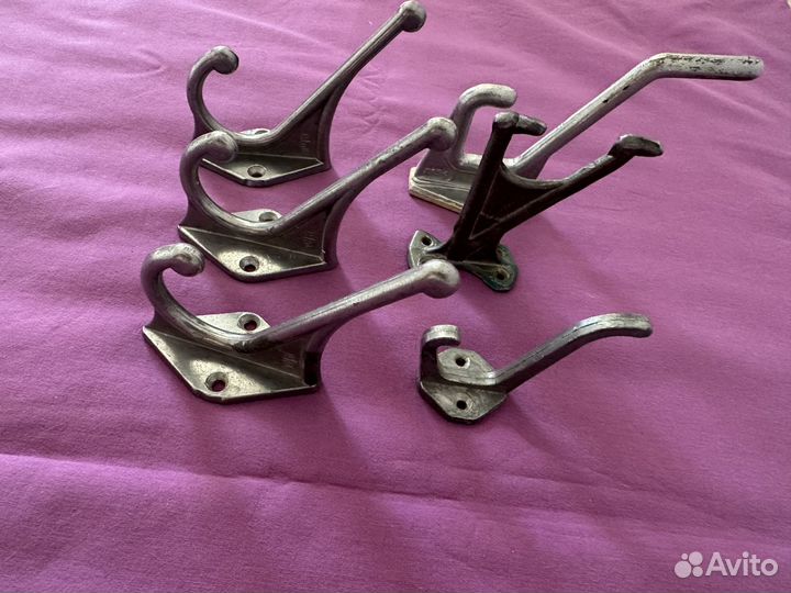 Крючки винтаж для одежды