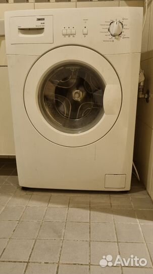 Стиральная машина Zanussi ZWS181