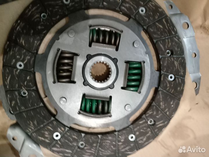 Диск сцепления с корзиной