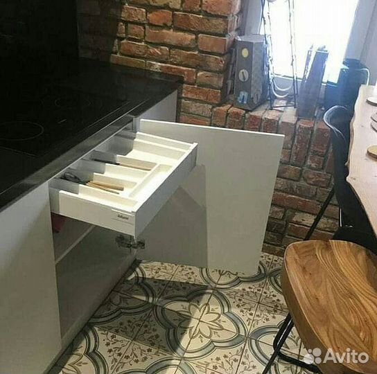 Кухня бюджетная от фабрики под ключ