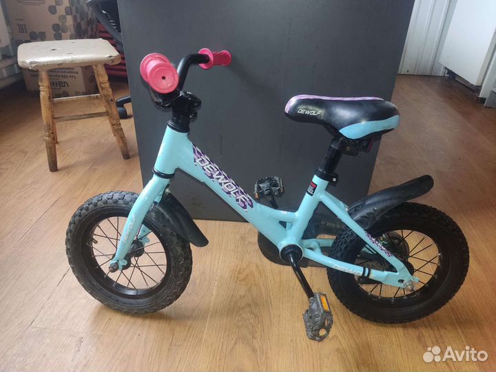 Велосипед детский DeWolf немецкий на 3-4 года