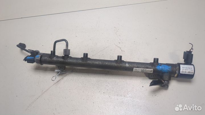 Рампа топливная Mercedes C W204, 2008