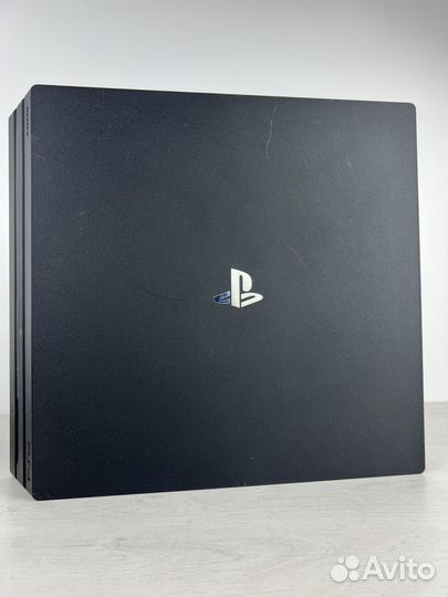 Sony PlayStation 4 Pro + 2 Геймпада