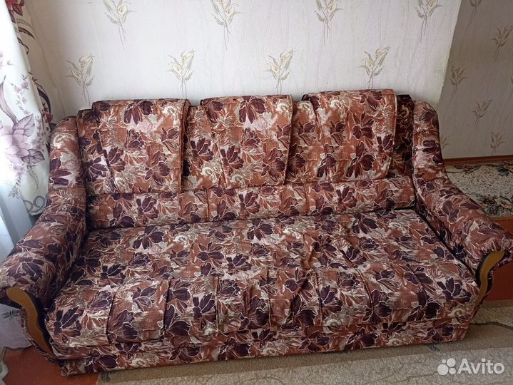 Диван и 2 кресла