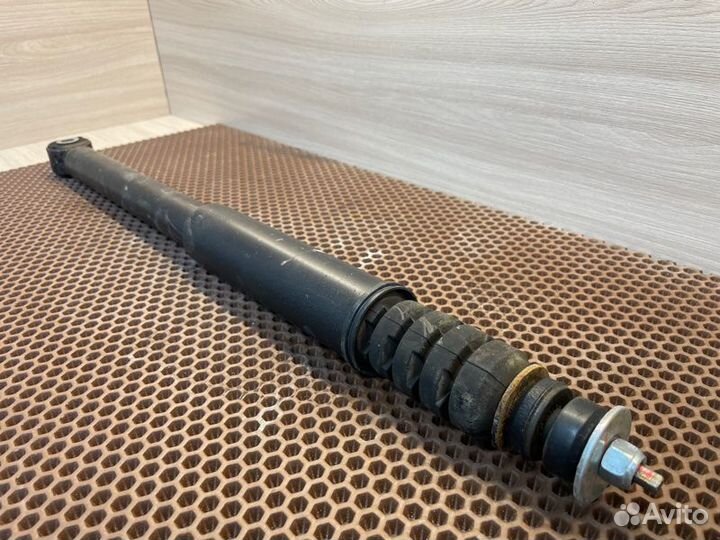 Амортизатор задний LADA X-Ray