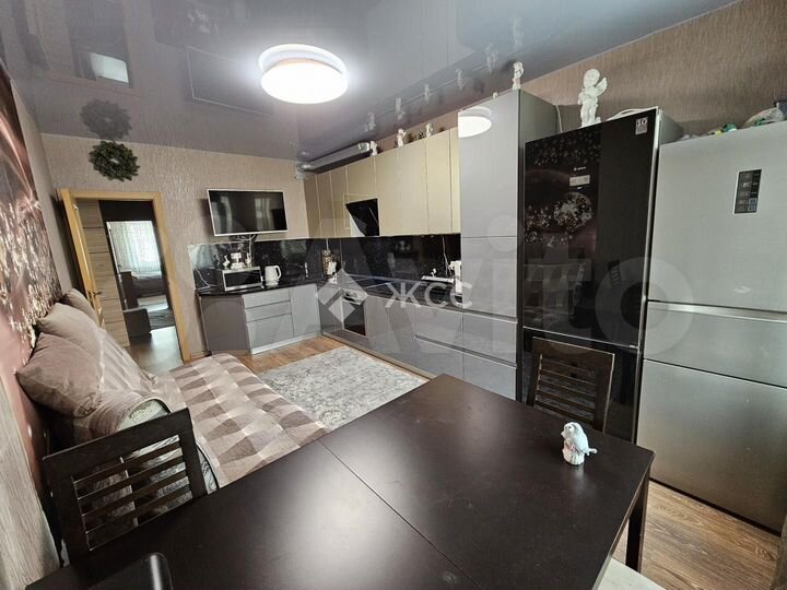 2-к. квартира, 65,4 м², 2/9 эт.