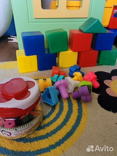 Развивающие игрушки пакетом