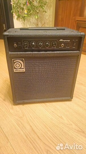 Басовый комбик ampeg ba108 v2