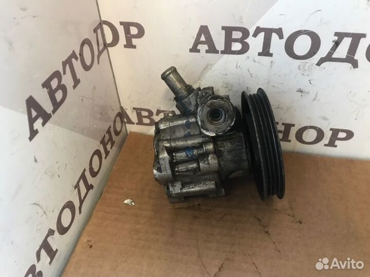 Насос гидроусилителя руля Land Rover Freelander
