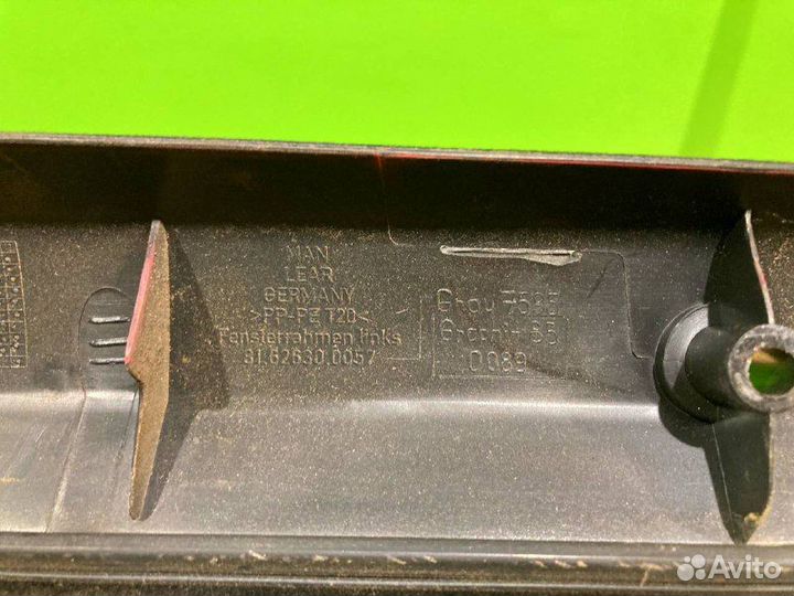 Рамка стекла двери MAN TGX