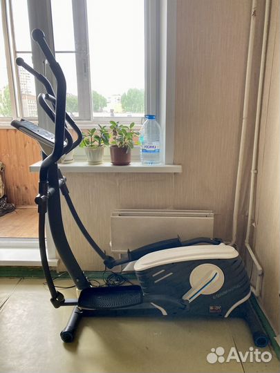 Эллиптический тренажер Body Sculpture BE-6790 G
