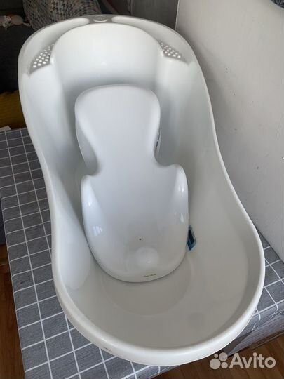 Ванночка для купания с горкой