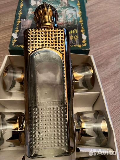 Графин и стаканчики