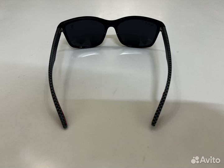 Солнцезащитные очки ferrari