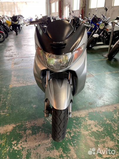 Максискутер Suzuki Burgman (SkyWave) 250