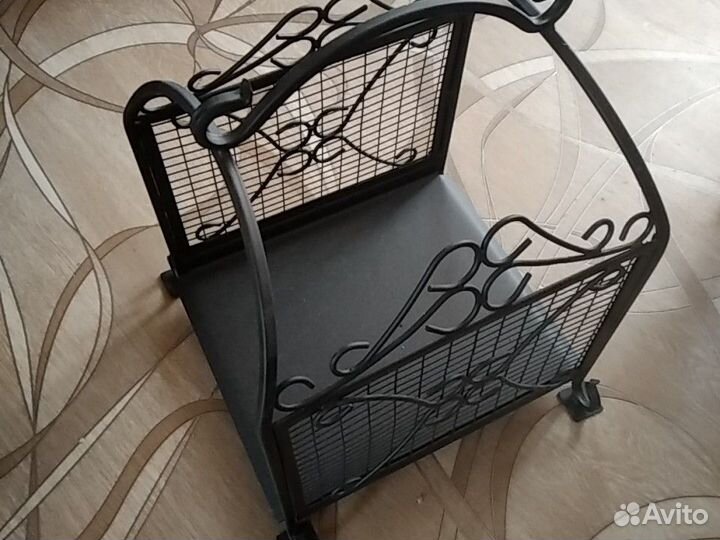 Сундучок - дровник. Подставка для дров