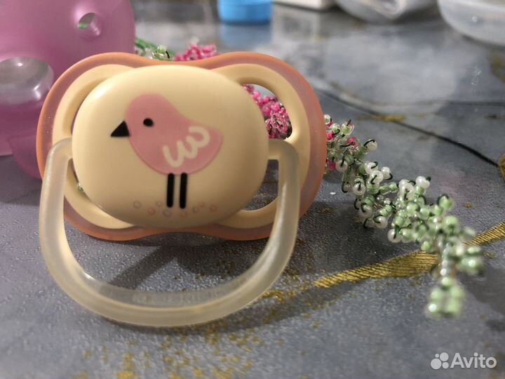 Потрясающая пустышка Philips Avent Ultra Air 0-6