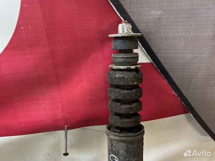 Рено сандеро 2 задний амортизатор