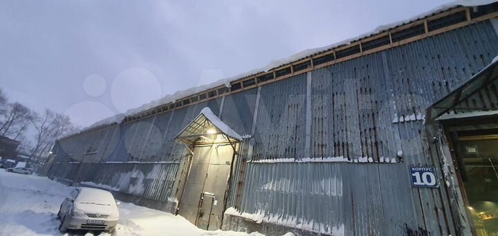 Производство, 2700 м²