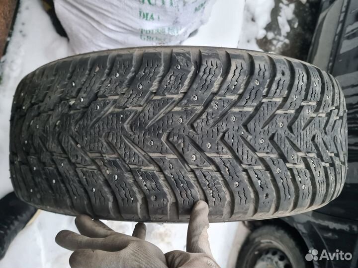 Nokian Tyres Hakkapeliitta 8 235/55 R18