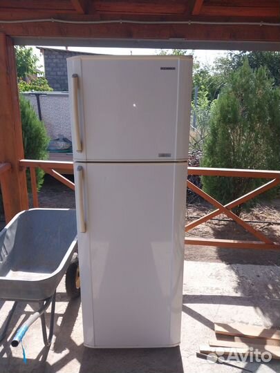 Холодильник бу