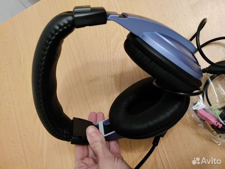 Новые наушники для компьютера Genius