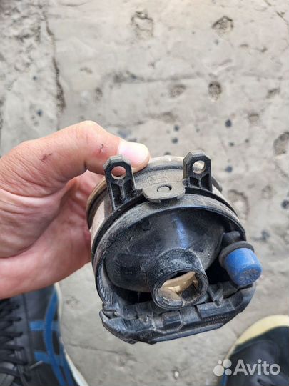 Тойота фара противотуманная левая Toyota