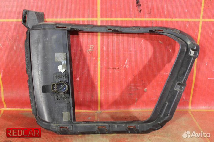 Накладка бампера перед лев с парктроником Land Rov