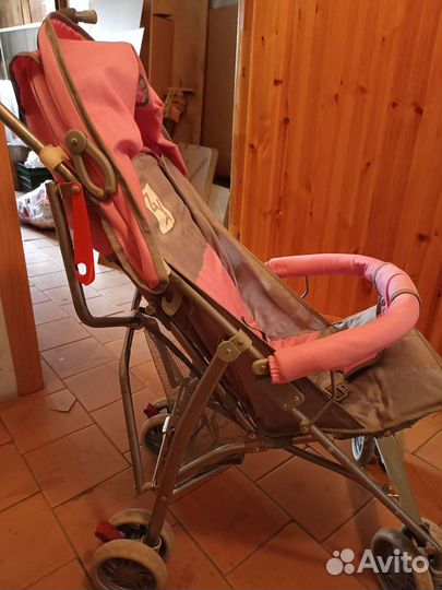 Прогулочная коляска