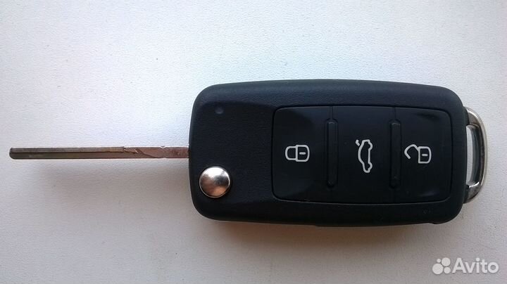 Ключ зажигания VAG 3T0837202 Skoda Superb