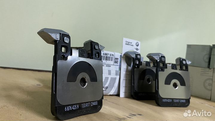 Тормозные колодки BMW 34216887576 Оригинал