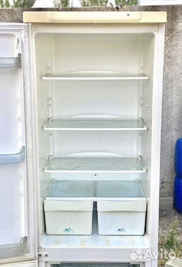 Электролюкс 190см двухкамерн с доставк и гарантией