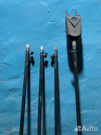 Подставки под сигнализаторы