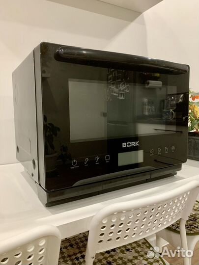 Микроволновая печь духовка Bork W700