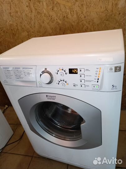 Классная стиральная машина Hotpoint-Ariston 5кг