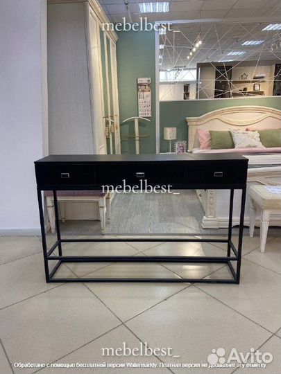 Консоль с ящиками