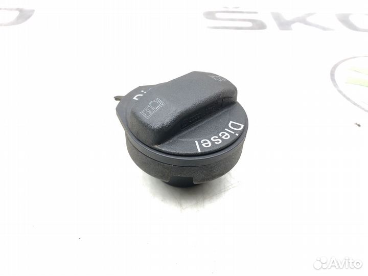 Крышка бензобака Skoda Octavia Rs A5 (1Z) 2.0 cega
