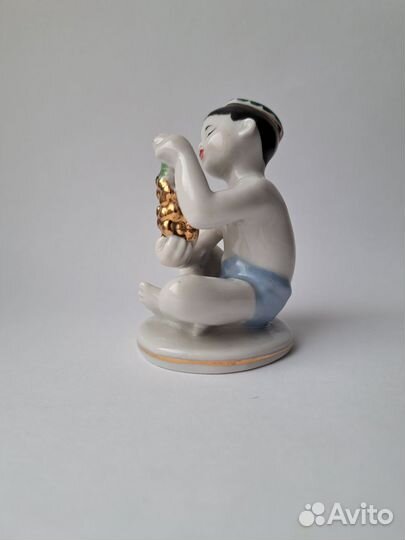 Фарфоровая статуэтка, лфз