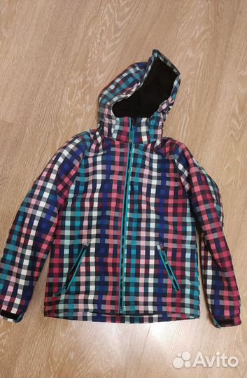 Куртка на девочку 152